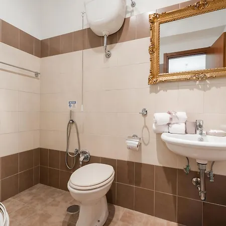 Rome'S Best Holidays Guest House Exterior photo